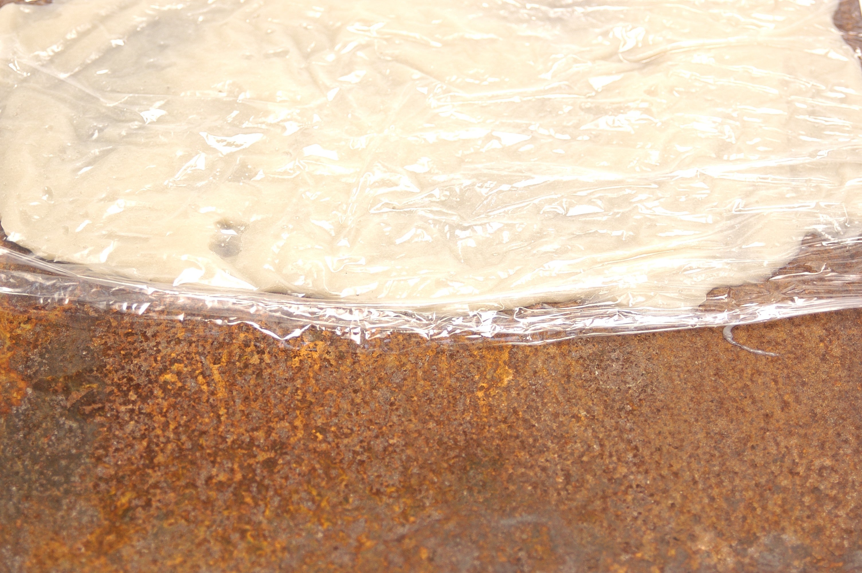 Bilt Hamber Deox-Gel cover with plastic wrap